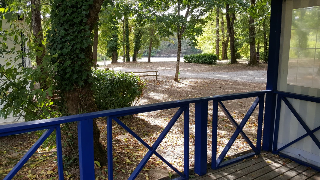 LES CHALETS SUR LA DORDOGNE