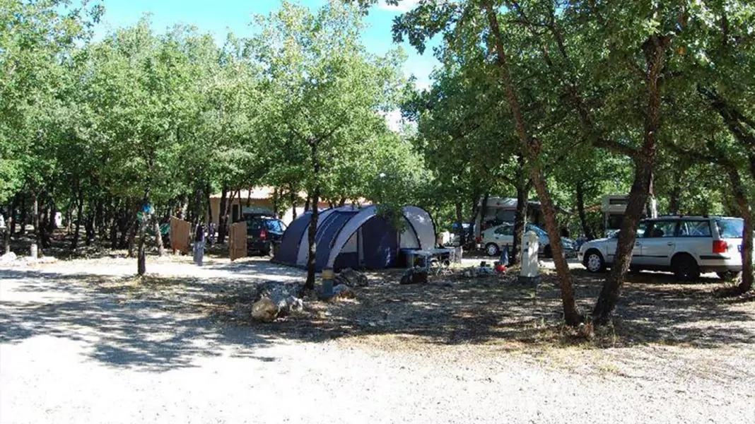 CAMPING RIVES DU LAC DE SAINTE CROIX